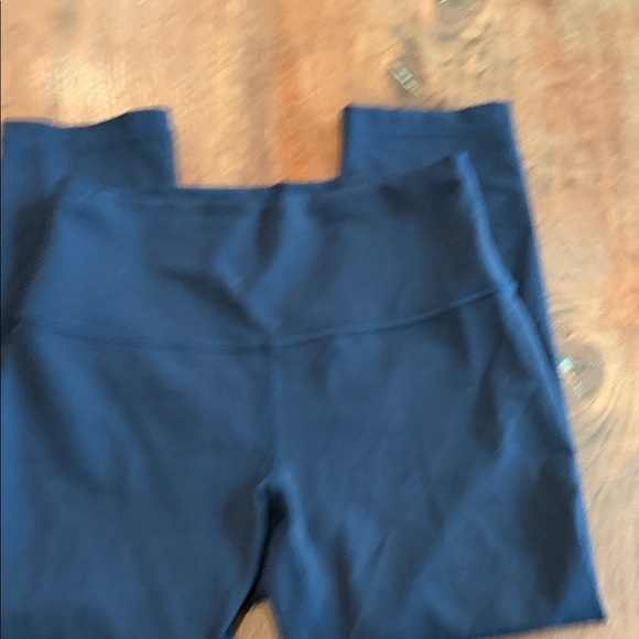 Lululemon Navy High-Rise Leggings, 23" - Picture 3 of 4